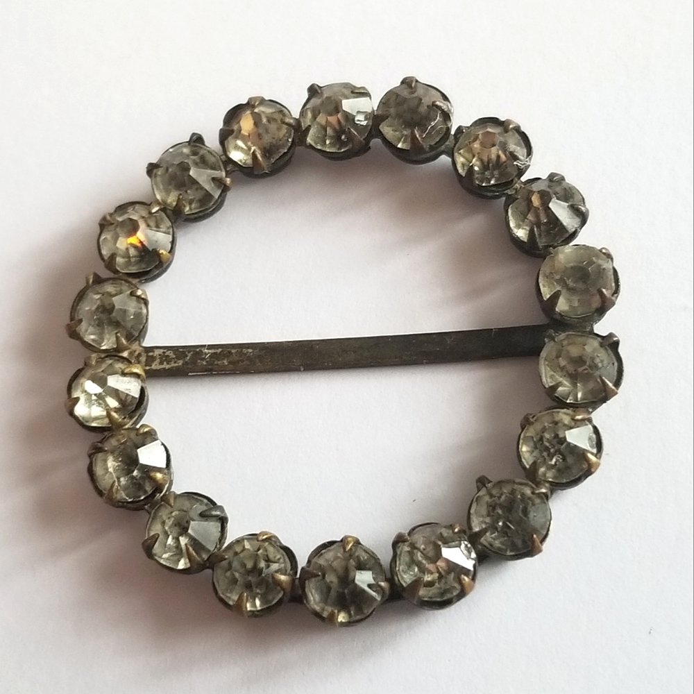 Vintage halo scarf ring silver tone paste stones rhinestones scarf clip